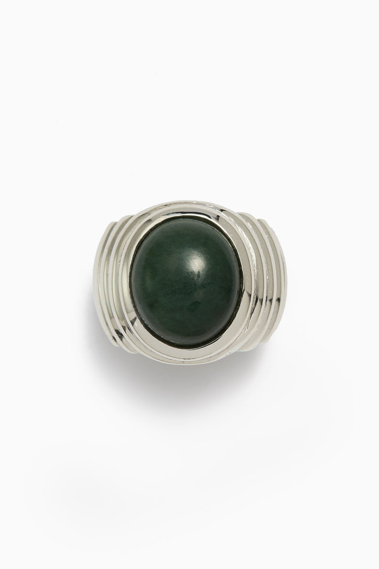 Pupa Ring with Serpentine