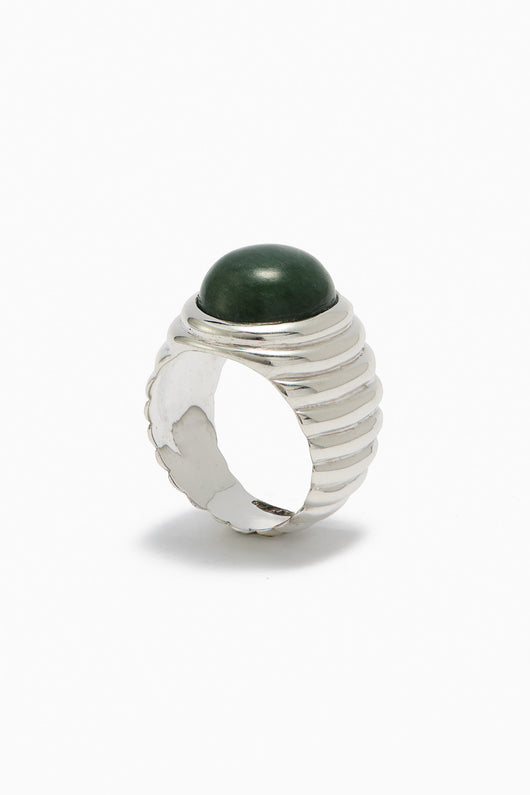 Pupa Ring with Serpentine