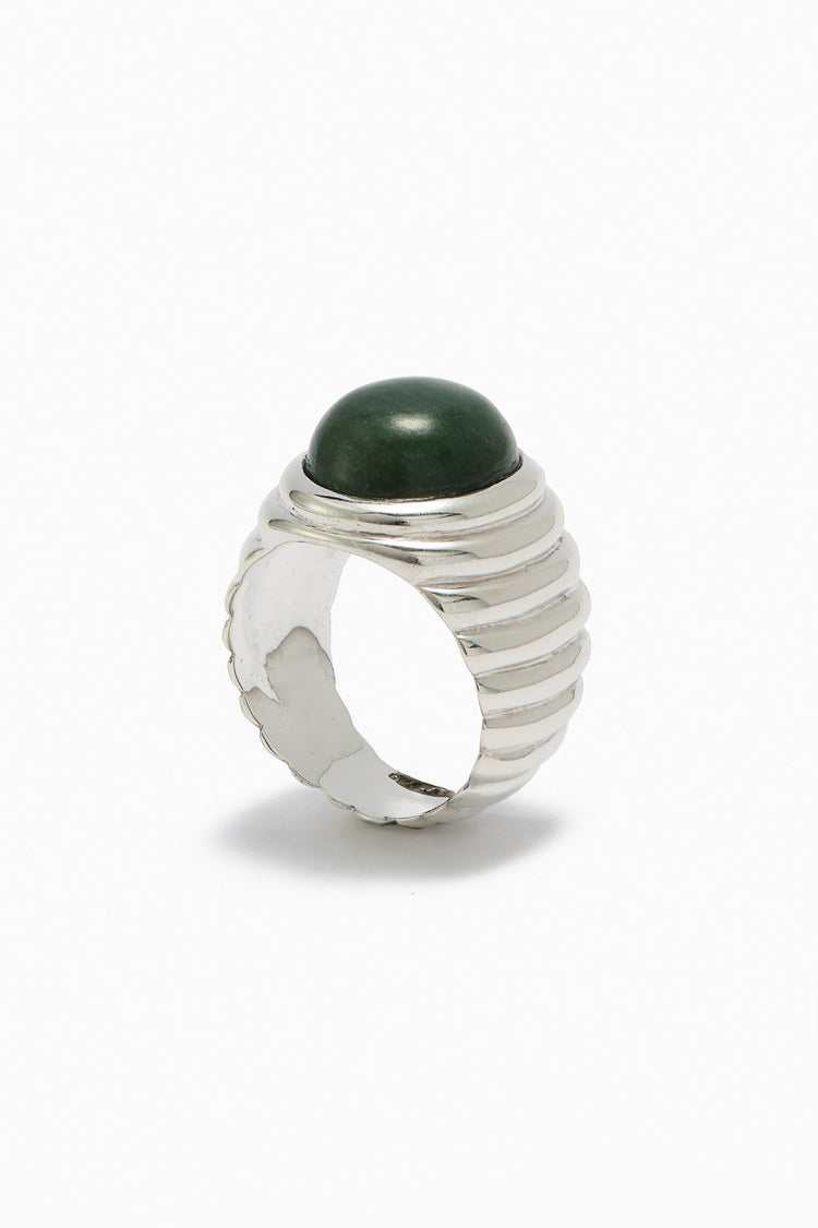 Pupa Ring with Serpentine